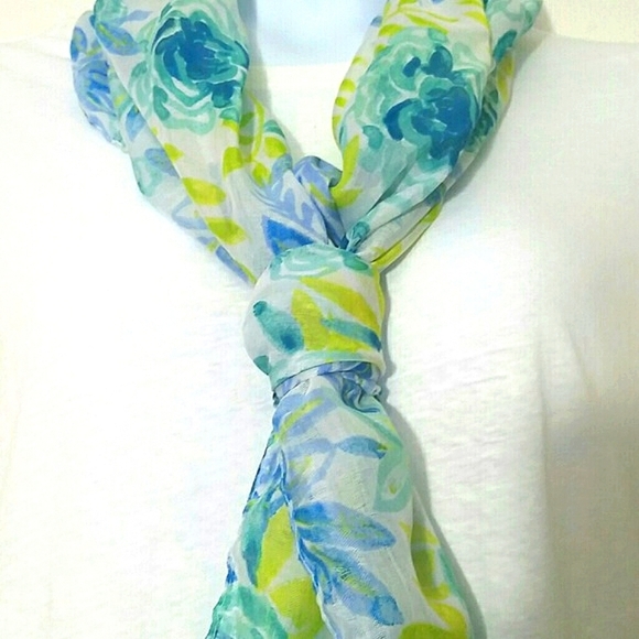 Scarf White Blue green floral print long NEW - Picture 5 of 5